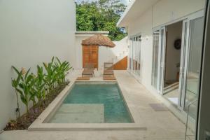 Villa Aloha Stylish 2BR Villa with Private Pool and Rooftop Terrace Uluwatu