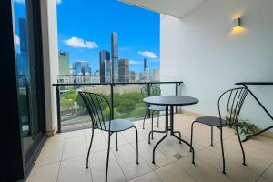 Cityscape Luxury Stay 2BR with Spacious Balcony 903