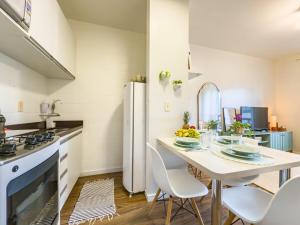 C187 Apartamento aconchegante a duas quadras da praia