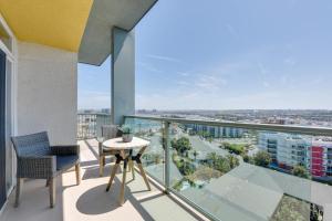 Marina Life: Smell the Sea, Feel the Breeze