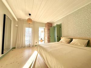 Lake stay in Viljandi with Parking