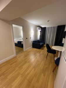 Orbi City Apartment with sea view