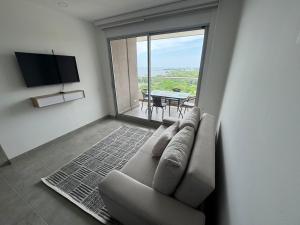 Apto Lujo Vista Mar Piscina AC WIFI Playa a 3 min en Santa Marina