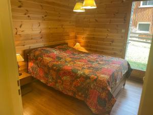 Appartement cosy à Pra-Loup 1600, 2 chambres, terrasse, parking - FR-1-165A-206