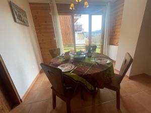 Appartement cosy à Pra-Loup 1600, 2 chambres, terrasse, parking - FR-1-165A-206