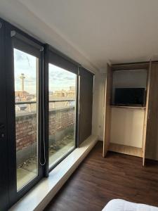 Liverpool City Centre - Skyline Apartment