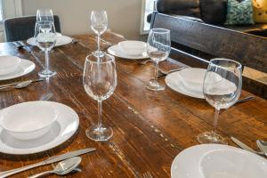 Single Level Vineyard Home | 6 PPL | Pet Friendly