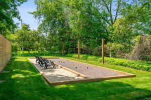 Top 5% Sauna | Bocce Ball | Vineyard Views | NOTL
