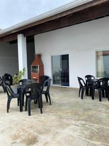 Casa Ampla com Piscina, Churrasqueira, Bilhar, Pebolim, Ping-Pong