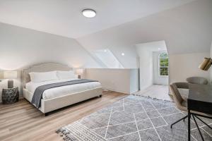 1 Bdrm Luxe Apartment in Niagara