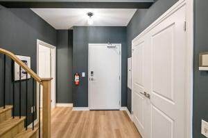 1 Bdrm Luxe Apartment in Niagara