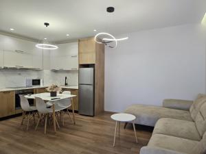 Prayla Luxury 2BD Apartment at Delijorgji