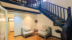 Six Pillars Resort Jungle Lodge 1