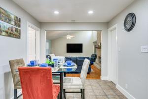 Work, Explore and Unwind Convenient San Antonio Gem