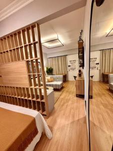 Loft com área externa na quadra da praia do Leblon