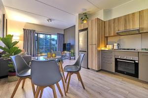 A Cozy Boho Oasis with Magical Ambiance