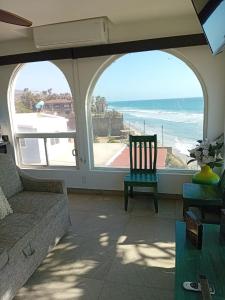 Casa Mar Verde - Oceanfront Penthouse - Pool & Jacuzzi