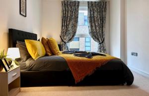 City Views , Terrace , King Bed , Smart TV , Free Wifi
