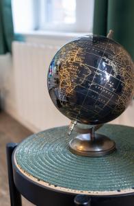 Elegant & Stylish City Apartment