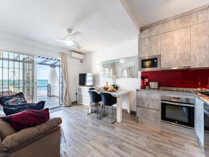 Modern Beachfront Escape, Calahonda