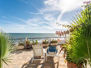 Modern holiday home by beach in Calahonda