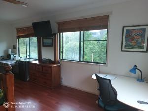 Quand0ng Valley Inn The Waterfall Room