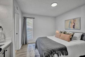 Near Boone Pickens Stadium - Stillwater Stay