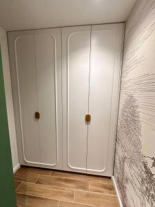 The Golden Luxury Downtown (One)