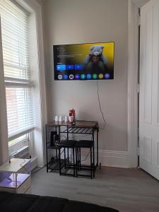 Cozy 1BR Apartment 201 in Old Louisville Mins to Hospitals and Attractions-201