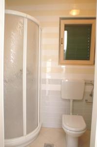 Apartments by the sea Razanj, Rogoznica - 4265