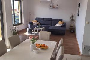 Family-friendly apartments with swimming pool Brodarica, Sibenik - 20248