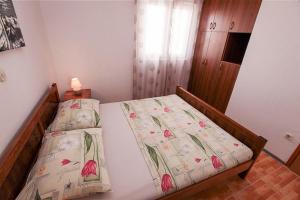 Family friendly seaside apartments Sevid, Trogir - 4286