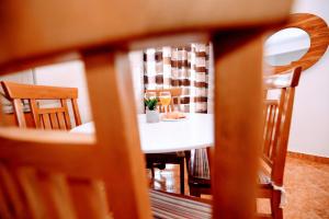 Family friendly seaside apartments Sevid, Trogir - 4286