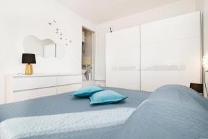 Seaside family friendly house with a swimming pool Drvenik Veliki, Drvenik - 22085