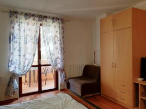 Apartments with parking space Valbandon, Fazana - 7355