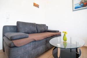 Apartments by the sea Slatine, Ciovo - 24266