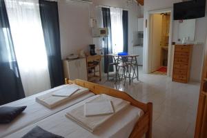 Apartments with parking space Nin, Zadar - 14460