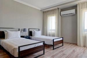 Luxury Nile View Stays in Maadi