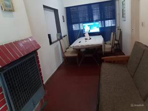 Gran chalet en pleno centro Atlántida con piscina libre 19 al 23 ene! para 8 personas