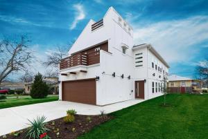 Game Room & Event Open Luxury Haven