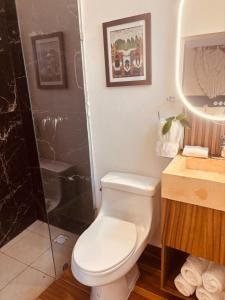 Villa Lol Tun Breakfast and Beach Club Included