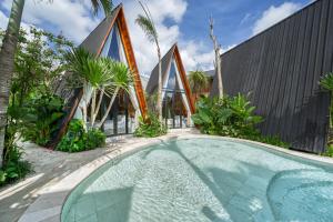 Elmon Ricefield Hotel