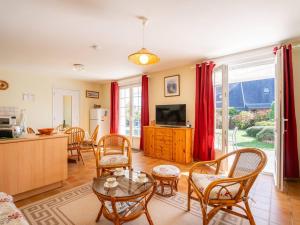 Carnac : Maison 3 pièces avec jardin proche plages - FR-1-477-269