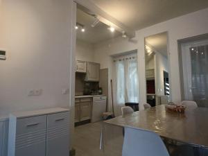 Grande maison jusquà 8 personnes à La Bourboule - FR-1-858-6
