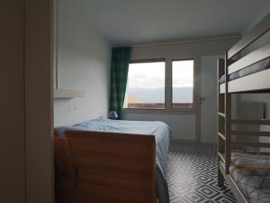 Charmant Duplex 4 Pers. avec Parking Privé à Murat-le-Quaire - FR-1-858-9