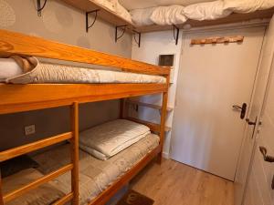 Les Angles - Studio Cabine 4 Pers - Balcon Vue Lac - FR-1-758-45