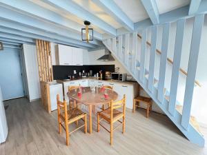 Maison rénovée près de locéan avec WIFI et terrasse - FR-1-831-15