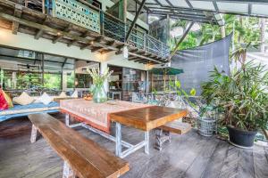 Your Dream Waterfront Villa - Rumah Tepi Sungai