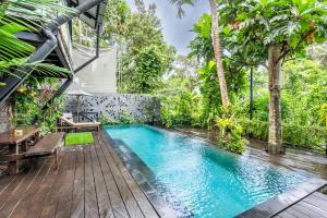 Your Dream Waterfront Villa - Rumah Tepi Sungai