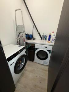 Modern Cozy Flat in Berceni Near transportation